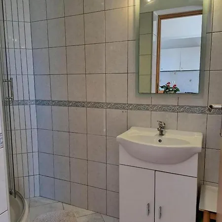 Bay Apartment *